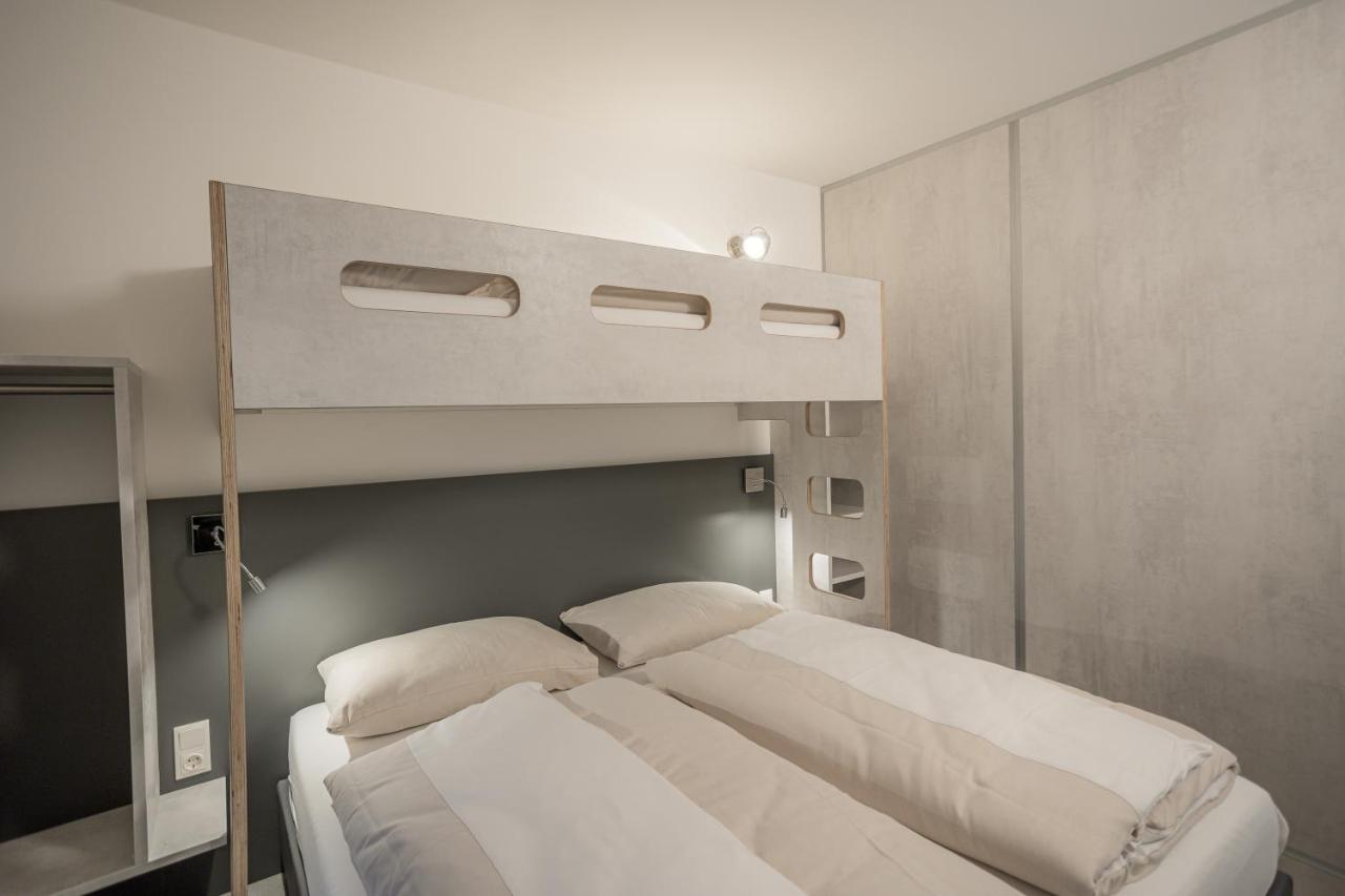 Fairsleep Avia Motel Gmuend Gmund  Bagian luar foto